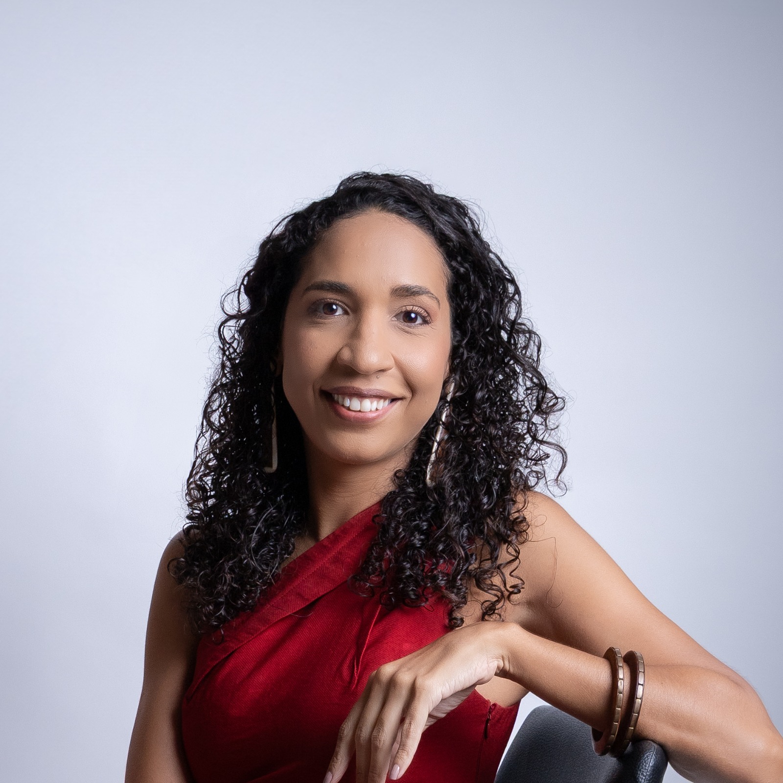 Prof. Larissa Santos