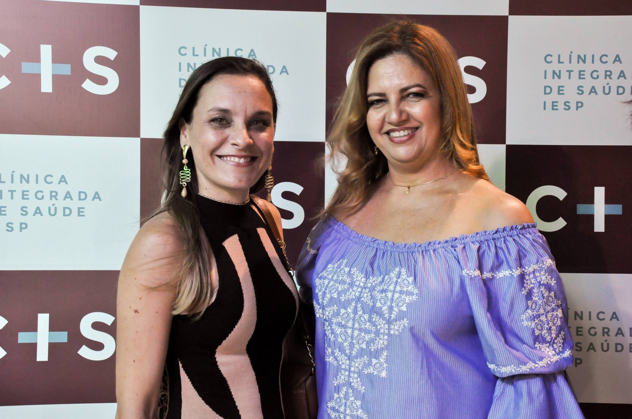 Prof. Ms. Ana Margareth Marques Fonseca Sarmento e Prof. Esp. Patrícia Tavares de Lima