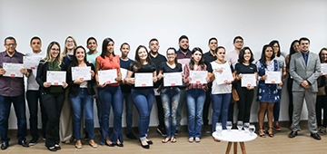 Alunos recebem certificado do Projeto Trainee Contábil Financeiro e novas vagas são abertas para 2019.2